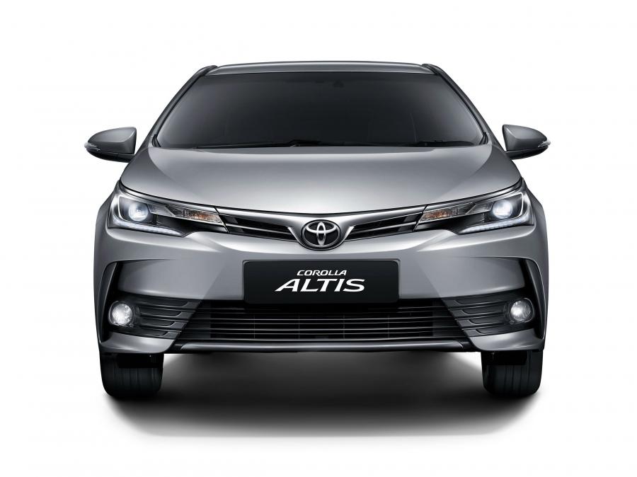  Toyota Corolla Altis 2016 года  (фото 3 из 4)